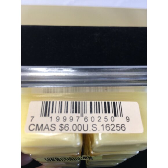 Aromatique The Smell Of Christmas Aroma Wax Melts 2.7oz 77g - Set of 6 - Picture 10 of 15